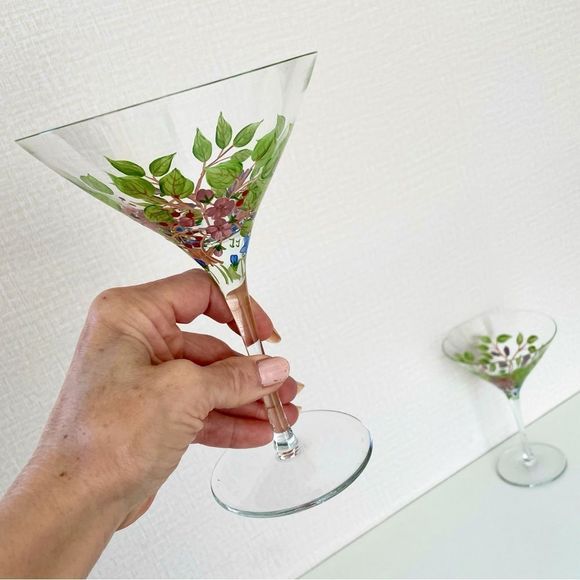 Set of 2, Cocktail Martini Glasses, Hand Painted Floral Artwork Decorati… - Picture 4 of 5
